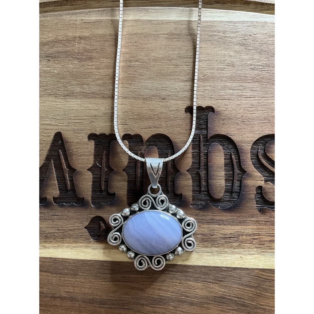 Vintage Mexico 925 Sterling Blue Banded Agate Pendant Necklace Ornate Scroll